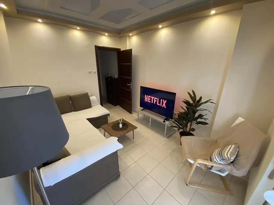 Central Garden Boutique Thessaloniki Apartment